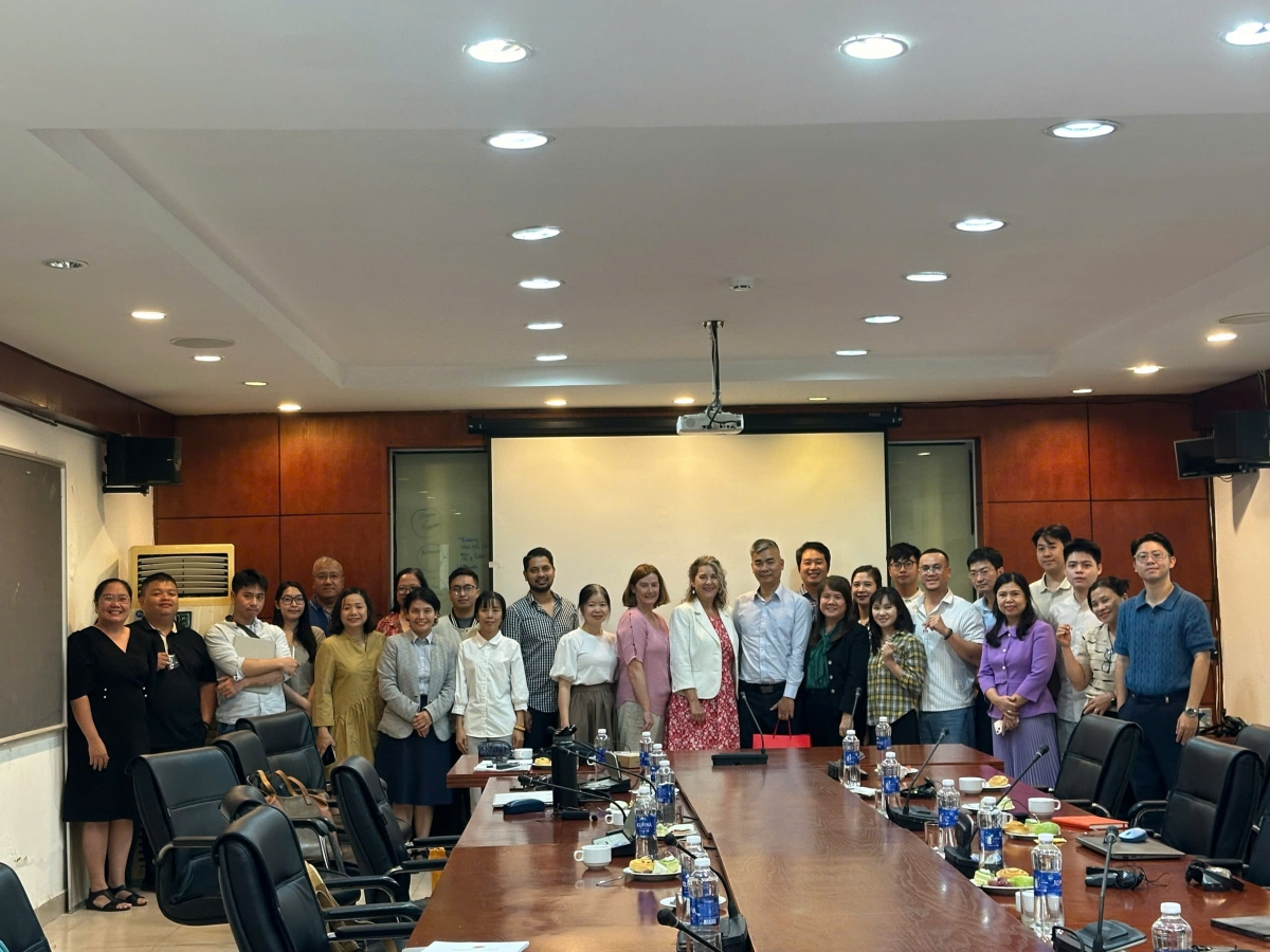 Chia sẻ kinh nghiệm về ứng dụng GIS và quản lý rác thải đô thị tại Canada Chia sẻ kinh nghiệm về ứng dụng GIS và quản lý rác thải đô thị tại Canada