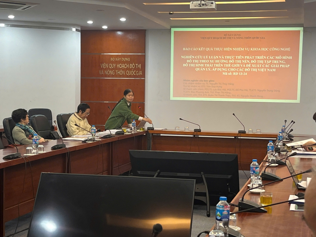 Hội đồng khoa học VIUP nghiệm thu nhiệm vụ KHCN 