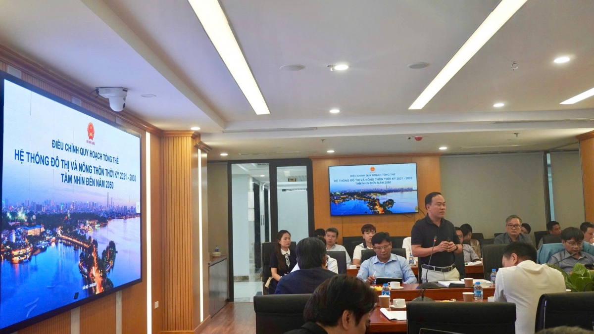 VIUP báo cáo tại Hội thảo lấy ý kiến điều chỉnh Quy hoạch hệ thống đô thị và nông thôn thời kỳ 2021-2030, tầm nhìn đến năm 2050