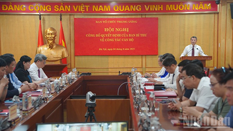 Ban Tổ chức Trung ương tổ chức hội nghị về công tác cán bộ