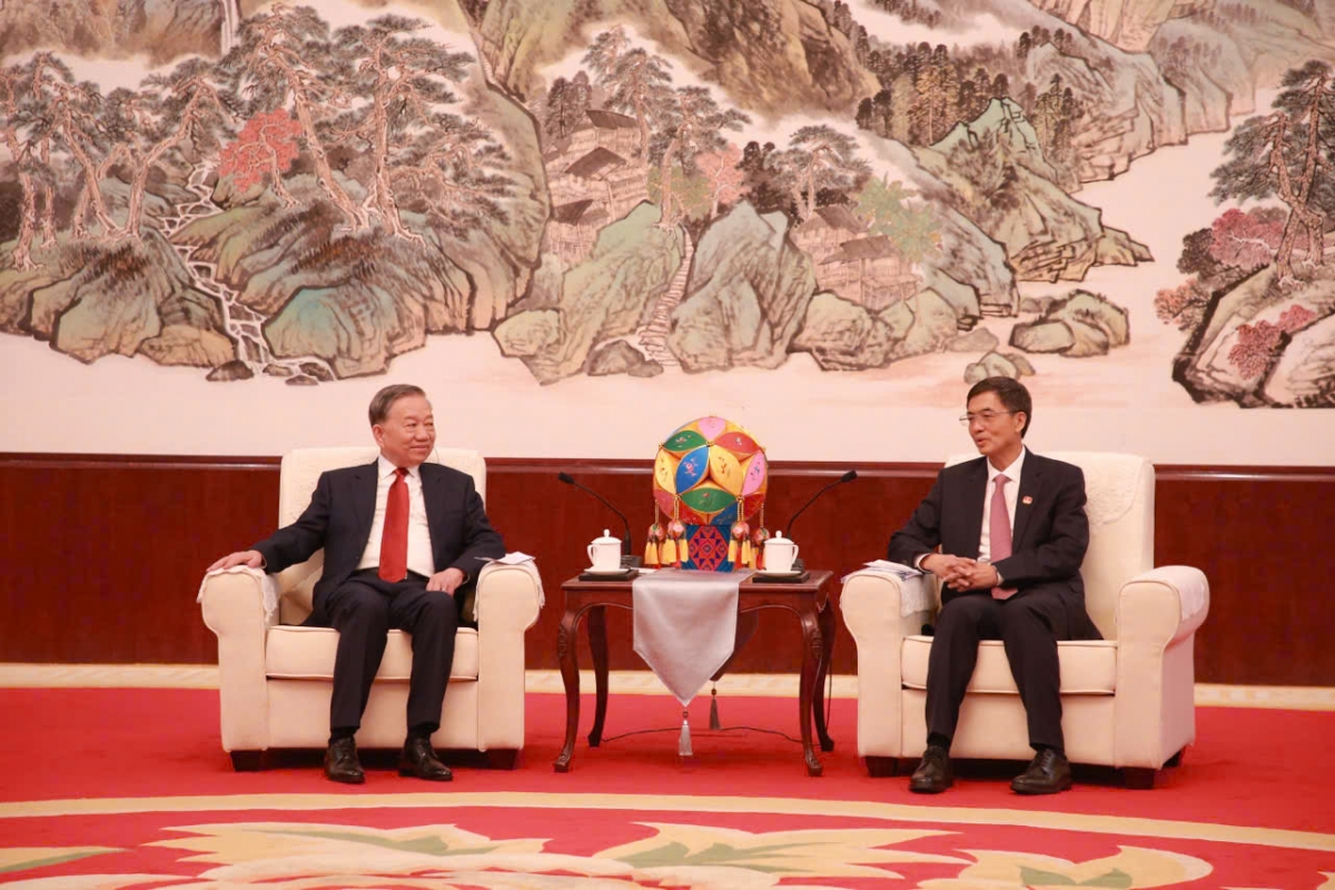 Tổng Bí thư, Chủ tịch nước Tô Lâm tiếp Bí thư Khu ủy Khu tự trị dân tộc Choang Quảng Tây (Trung Quốc)