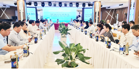 Hội thảo “Thực trạng và giải pháp ứng phó với biến đổi khí hậu tại Việt Nam”