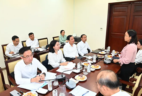 Cần đặc biệt quan tâm quy hoạch không gian trên cao, không gian ngầm, tránh nguy cơ ngập úng, nén dân số