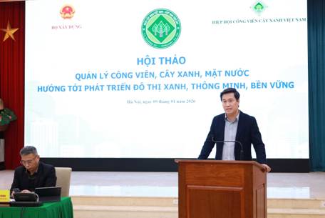 Hội thảo “Quản lý công viên, cây xanh, mặt nước hướng tới phát triển đô thị xanh, thông minh, bền vững”