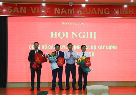 Công bố các Quyết định bổ nhiệm lãnh đạo Vụ Khoa học công nghệ, môi trường và Vật liệu xây dựng; Cục Quản lý nhà và thị trường bất động sản